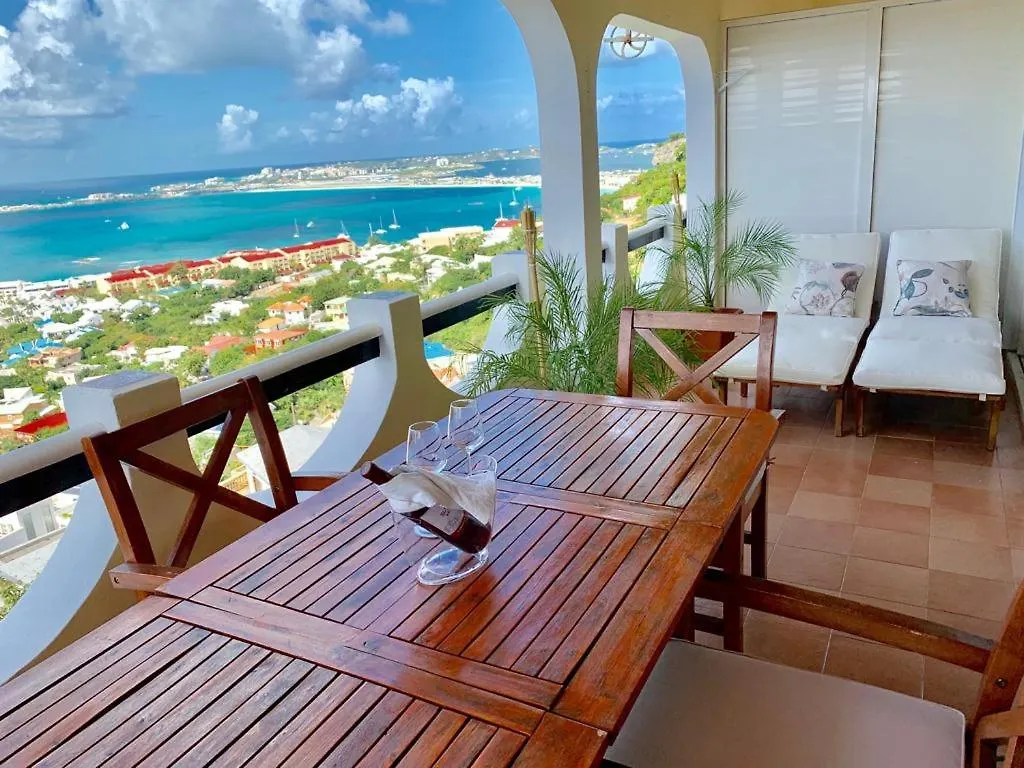 Pelican Ocean View Condominium. Simpson Bay 0*,