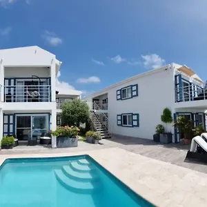  Apartment Tradewinds